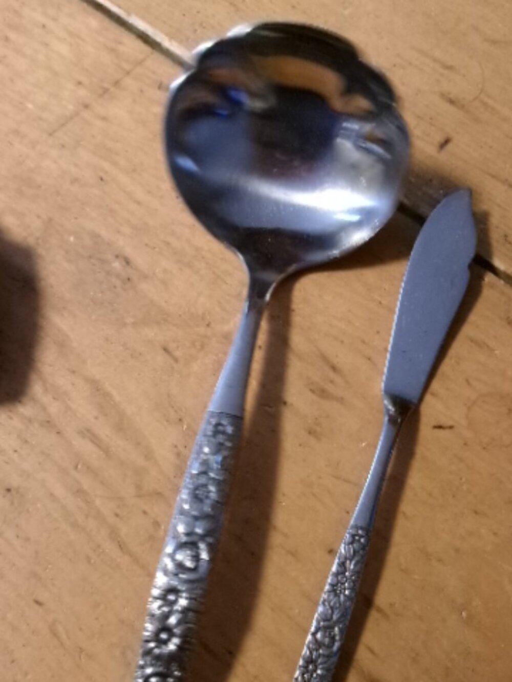 Vtg Wm Rogers Oneida Stainless ladle and butter knife Malibu pattern